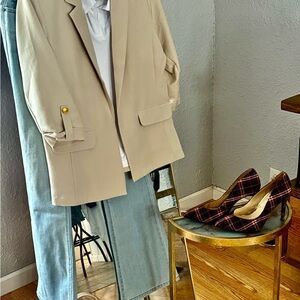 Women's Beige Blazer